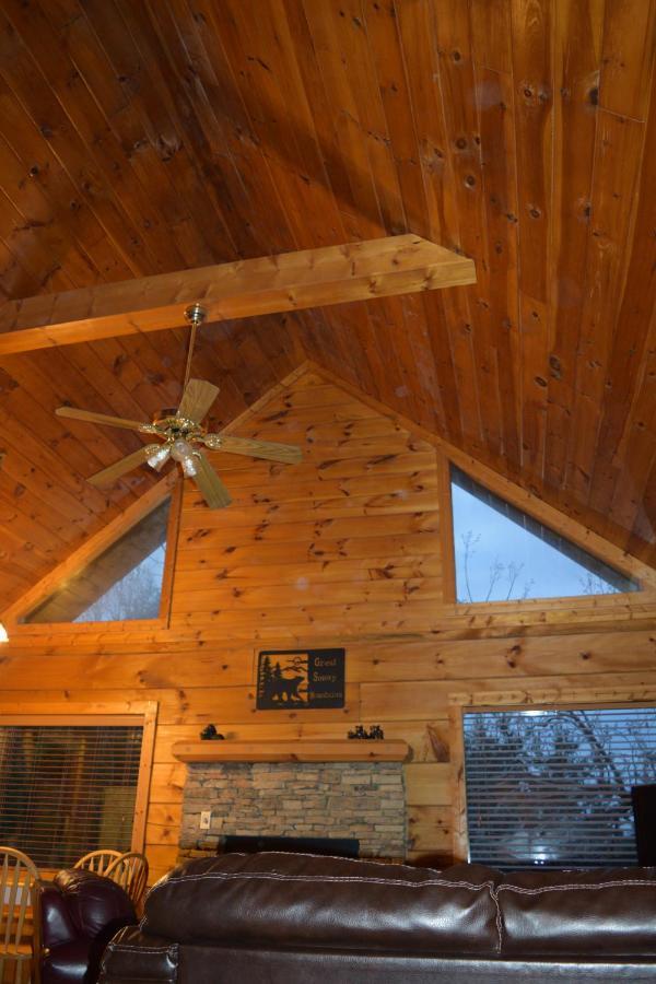 Paradise Point Pigeon Forge Bagian luar foto